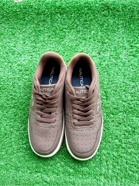 Nautica Trailblazer Court Sneaker Earthy Brown Big Kids US Size 2 | EUR 33